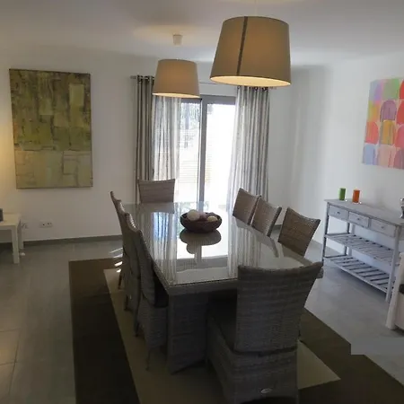 De 3 Et 6 Couchages Max. A Proximite De A Algarve